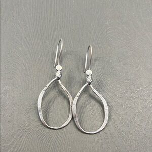Silpada Silver Teardrop Earrings Minimalist Design